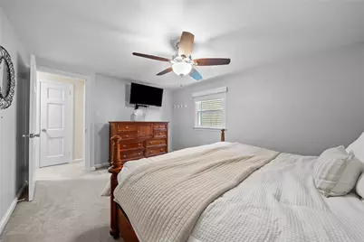 762 Country Club Dr, Pittsburgh, PA 15228 - Photo 20