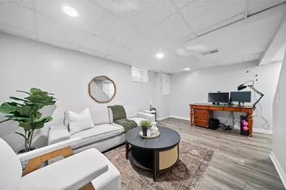 762 Country Club Dr, Pittsburgh, PA 15228 - Photo 26