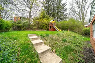 762 Country Club Dr, Pittsburgh, PA 15228 - Photo 30