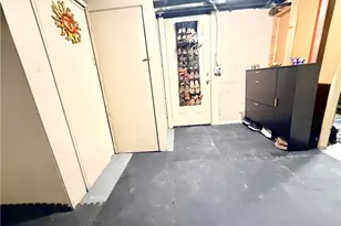 1662 McFarland Rd, Pittsburgh, PA 15216 - Photo 36