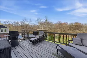 153 Hunter Dr, Cranberry Township, PA 16066 - Photo 16