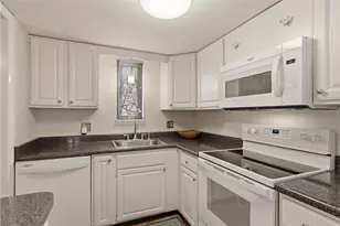 12 Foster Square, Pittsburgh, PA 15212 - Photo 8