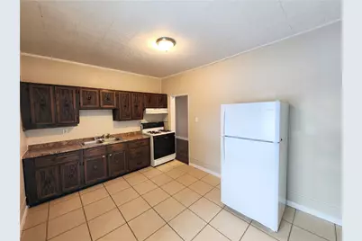 22 Harlem Ave #1, McKees Rocks, PA 15136 - Photo 2