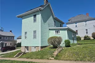 1537 Poplar St, South Greensburg Boro, PA 15601 - Photo 2