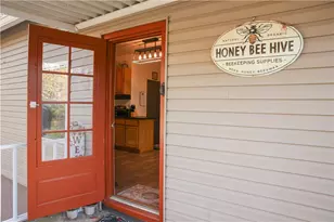 1021 Leesburg Station Rd, Springfield Township, PA 16137 - Photo 4