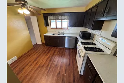 1134 Strawn Ave, New Kensington, PA 15068 - Photo 12