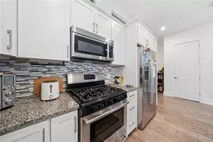 301 Fifth Ave, Downtown Pgh, PA 15222 - Photo 4