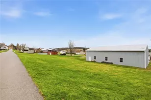 144 Circle Dr, Jennerstown Boro, PA 15547 - Photo 30