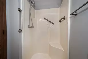 2750 Iowa Dr, Lower Burrell, PA 15068 - Photo 14