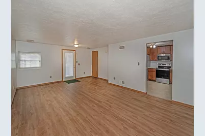 2750 Iowa Drive #14, Lower Burrell, PA 15068 - Photo 4