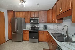 2750 Iowa Dr, Lower Burrell, PA 15068 - Photo 8