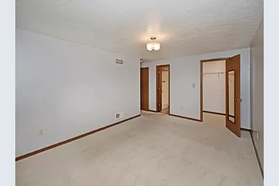 2750 Iowa Drive #14, Lower Burrell, PA 15068 - Photo 22