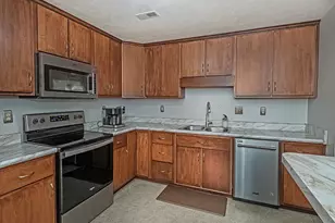 2750 Iowa Dr, Lower Burrell, PA 15068 - Photo 10