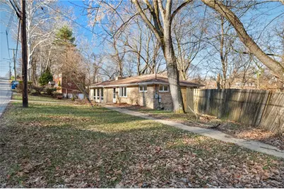 429 Earlwood Rd, Pittsburgh, PA 15235 - Photo 4