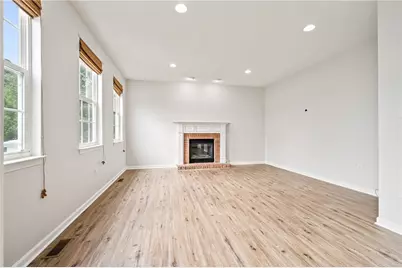 403 Raptor Ct, Pine Township, PA 15090 - Photo 8