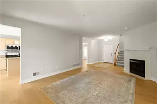 111 Prestonwood Ln, Peters Township, PA 15317 - Photo 4