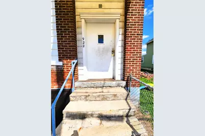 922 Hober Ave #2, McKees Rocks, PA 15136 - Photo 1