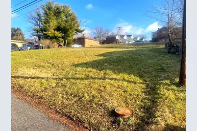 5401 Willow St, Bethel Park, PA 15102 - Photo 2