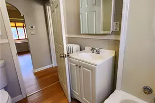 2216 Lutz Ave, Pittsburgh, PA 15210 - Photo 6