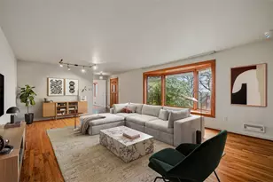 25 Carleton Dr, Pittsburgh, PA 15243 - Photo 4