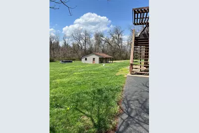 671 York Run Rd, Georges Township, PA 15478 - Photo 32