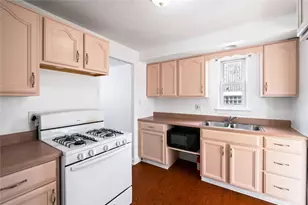 113 Penn Vista Dr, Pittsburgh, PA 15235 - Photo 8