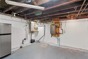 6953 Reynolds St, Pittsburgh, PA 15208 - Photo 46