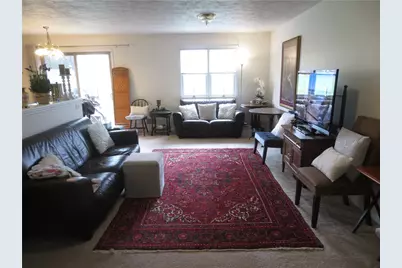 118 Meadowview Dr, Connoquenessing Township, PA 16053 - Photo 6