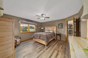 150 Holsing Ln, Frazer, PA 15084 - Photo 14