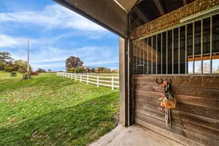 150 Holsing Ln, Frazer, PA 15084 - Photo 30