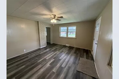 1156 Eisenhower Dr, West Deer, PA 15076 - Photo 6