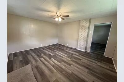 1156 Eisenhower Dr, West Deer, PA 15076 - Photo 4