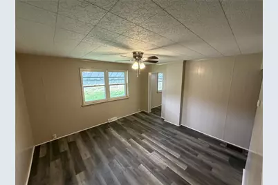 1156 Eisenhower Dr, West Deer, PA 15076 - Photo 8