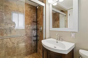 5118 Frich Dr, Pittsburgh, PA 15227 - Photo 16