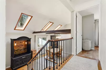 106 Longmount Dr, Ross Twp, PA 15214 - Photo 22