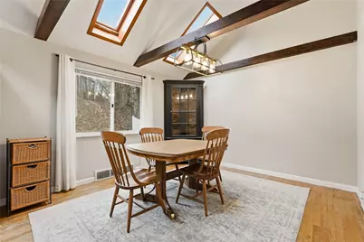 106 Longmount Dr, Ross Twp, PA 15214 - Photo 14