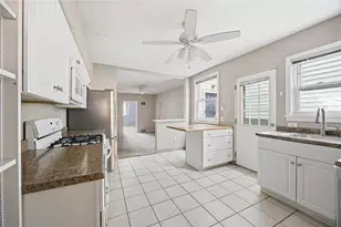 136 S 18th St, Pittsburgh, PA 15203 - Photo 8