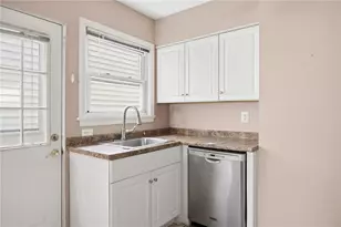 136 S 18th St, Pittsburgh, PA 15203 - Photo 10