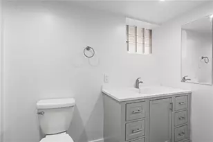 221 Hallock St, Pittsburgh, PA 15211 - Photo 32