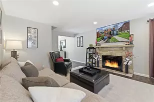 1416 Senior Dr, Pittsburgh, PA 15227 - Photo 4