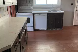 702 Lookout Ave, Charleroi Boro, PA 15022 - Photo 4