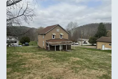 213 Leech Avenue, Conemaugh-Yough Townships, PA 15681 - Photo 18