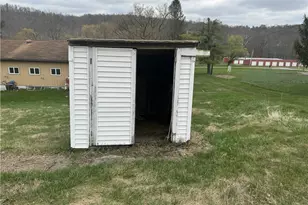 213 Leech Ave, Conemaugh-Yough Townships, PA 15681 - Photo 16