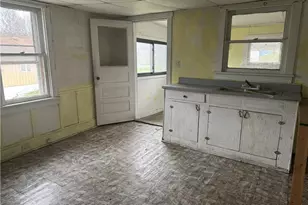 213 Leech Ave, Conemaugh-Yough Townships, PA 15681 - Photo 10