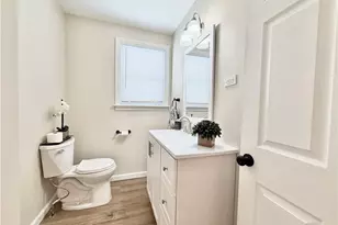 106 Penn St, South Greensburg Boro, PA 15601 - Photo 10