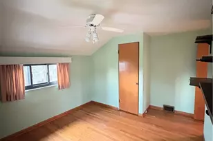 1114 Cascade Dr, Homestead, PA 15120 - Photo 12