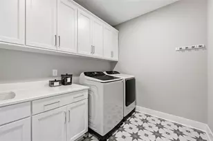 146 Enclave Dr, Seven Fields Boro, PA 16046 - Photo 16