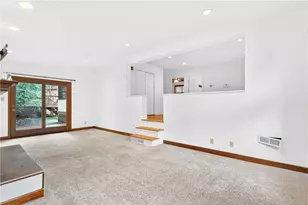 2518 Sample Rd, Hampton, PA 15101 - Photo 8