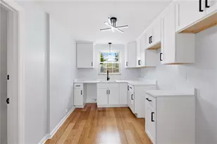 772 Scott Rd, Pittsburgh, PA 15228 - Photo 10