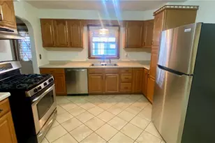 1109 Pacific Ave, Brackenridge, PA 15014 - Photo 2